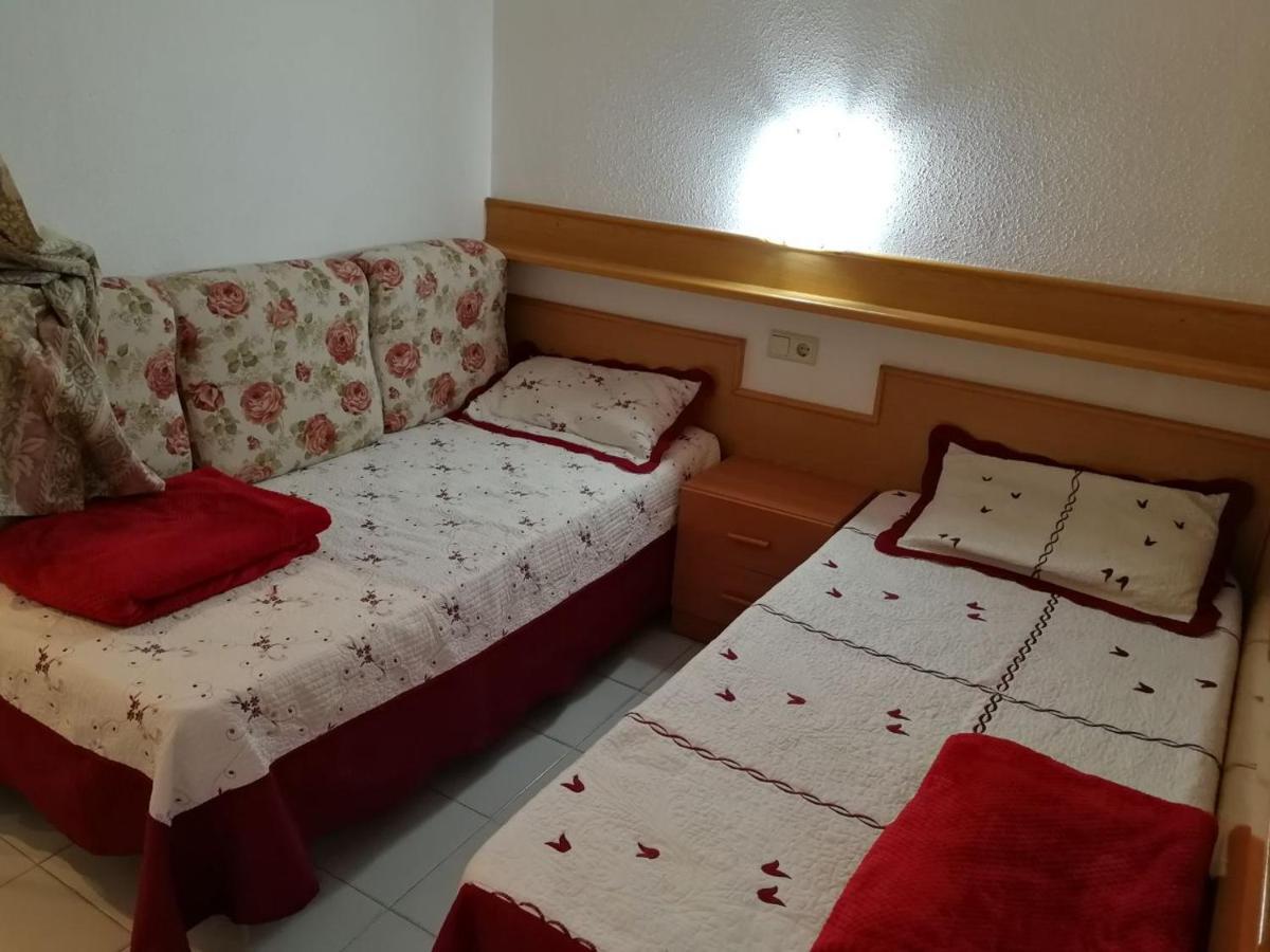 Studio In Aparthotel "Internacional" 萨洛 外观 照片